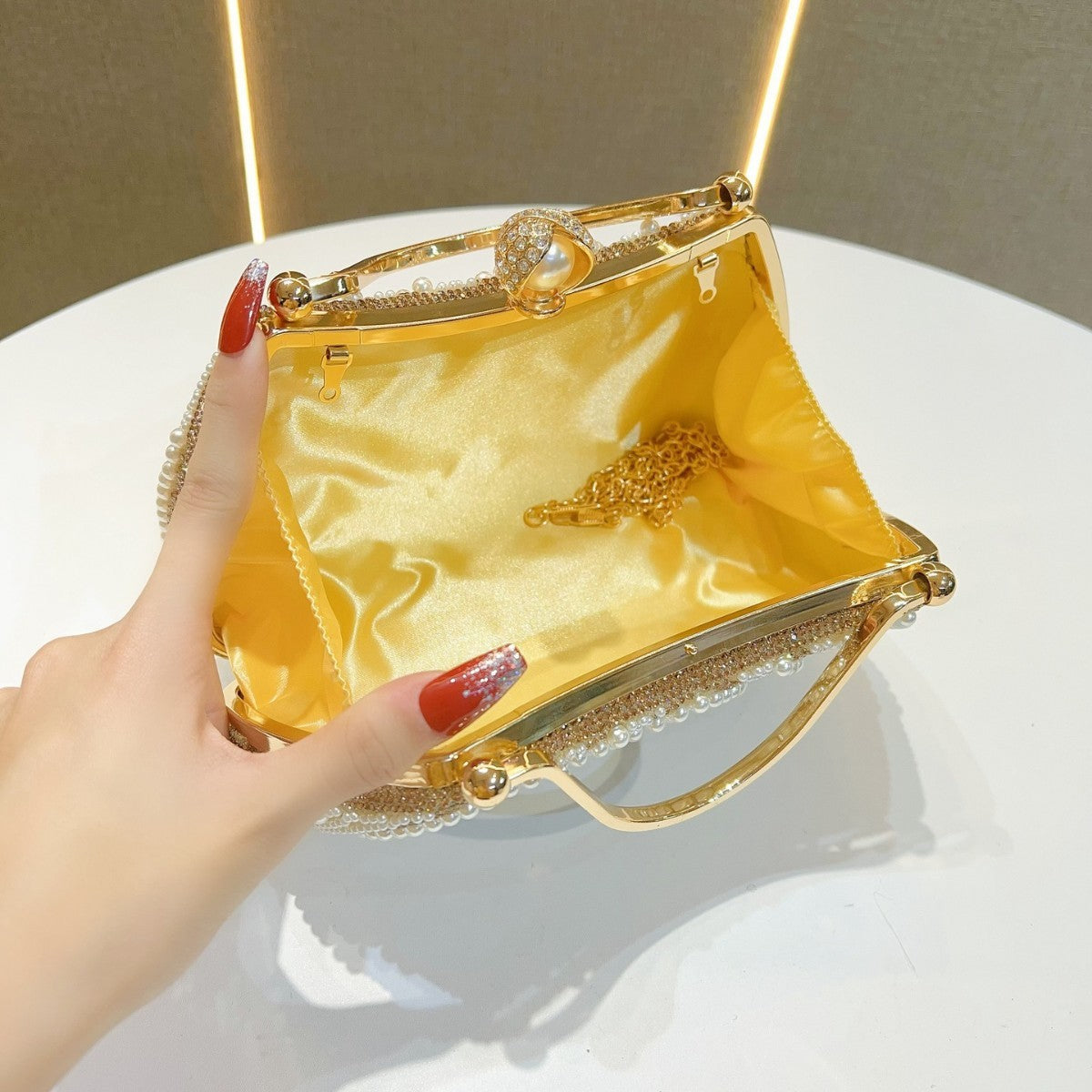 Women's Pearl & Diamond Shoulder Bag